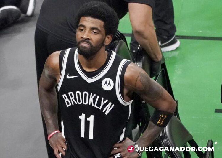 Kyrie Irving es multado por la NBA