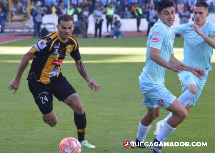 Pronóstico: The Strongest vs Club Bolívar, lunes 14 de marzo
